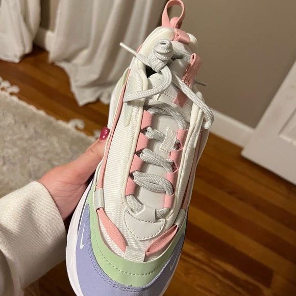 Nike Air Max Furyosa - white and purple dawn - Picture 3 of 8